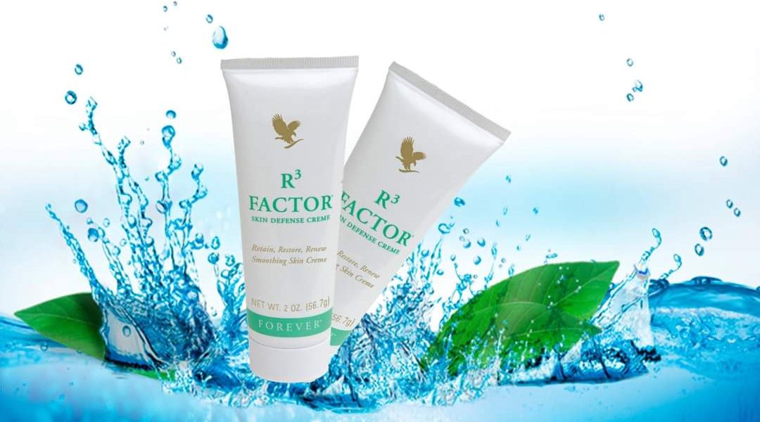 Kem dưỡng da R3 Factor Skin Defense Cream 069 Flp giúp săn chắc và mịn màng hơn.